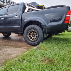 Gold OP Dirtylife DT-2 wheels