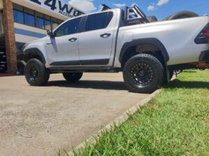 Hilux with Formula lift kit