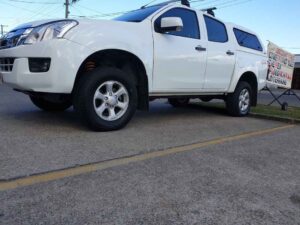 isuzu-dmax-with-formula-liftkit-brisbane_orig